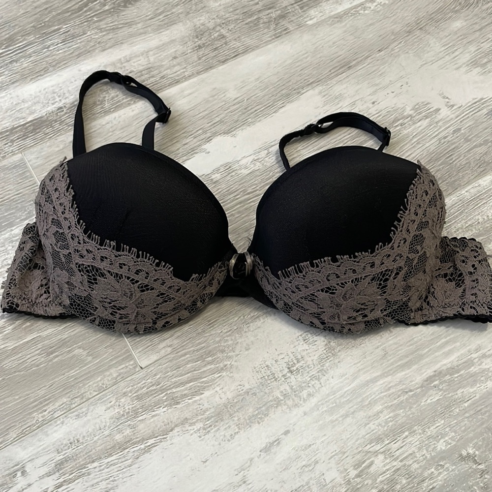 NWOT I.D. Sarrieri Black Grey Eyelash Lash Floral Bra 34B